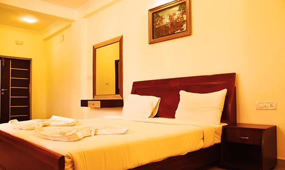 Hotel Ulo Hill Breeze Yelagiri Exterior foto