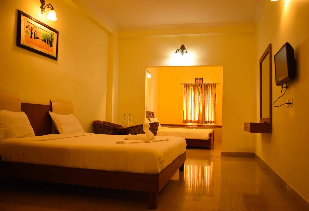 Hotel Ulo Hill Breeze Yelagiri Exterior foto